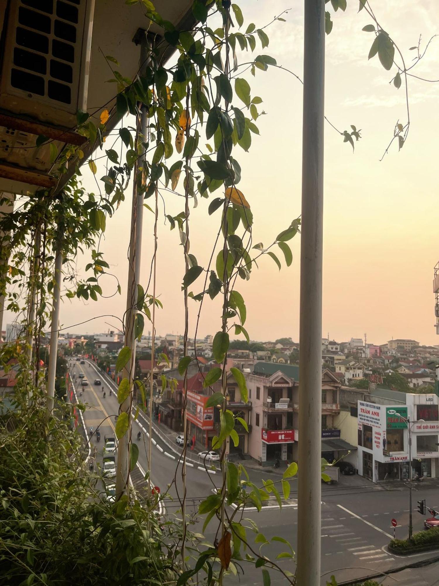 מלון Dong Ha Khach San Hoa Binh Quang Tri מראה חיצוני תמונה